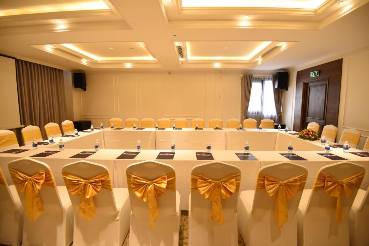 Phu Cuong Hotel Cà Mau מראה חיצוני תמונה