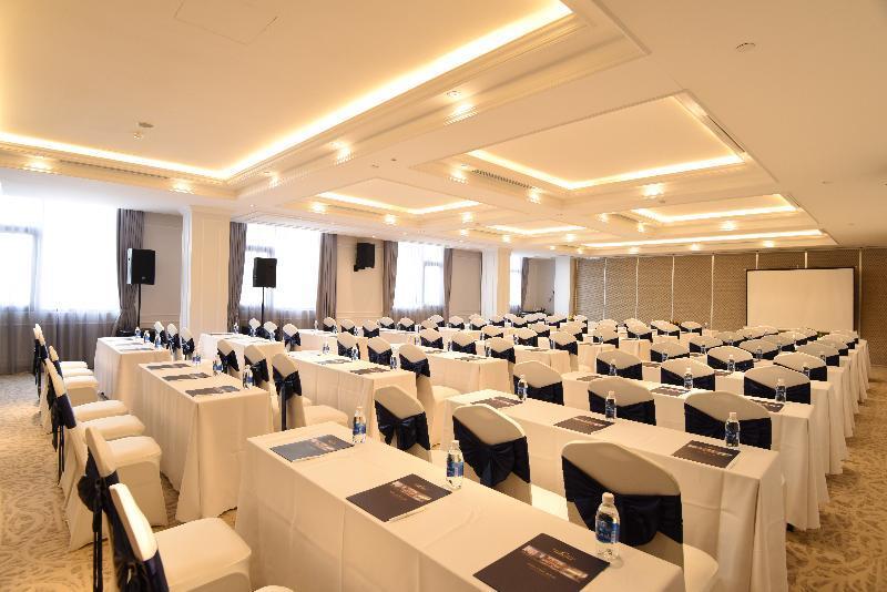 Phu Cuong Hotel Cà Mau מראה חיצוני תמונה
